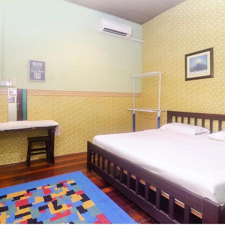 Spot On 89904 Marco Polo'S Hotel Кучинг Екстериор снимка