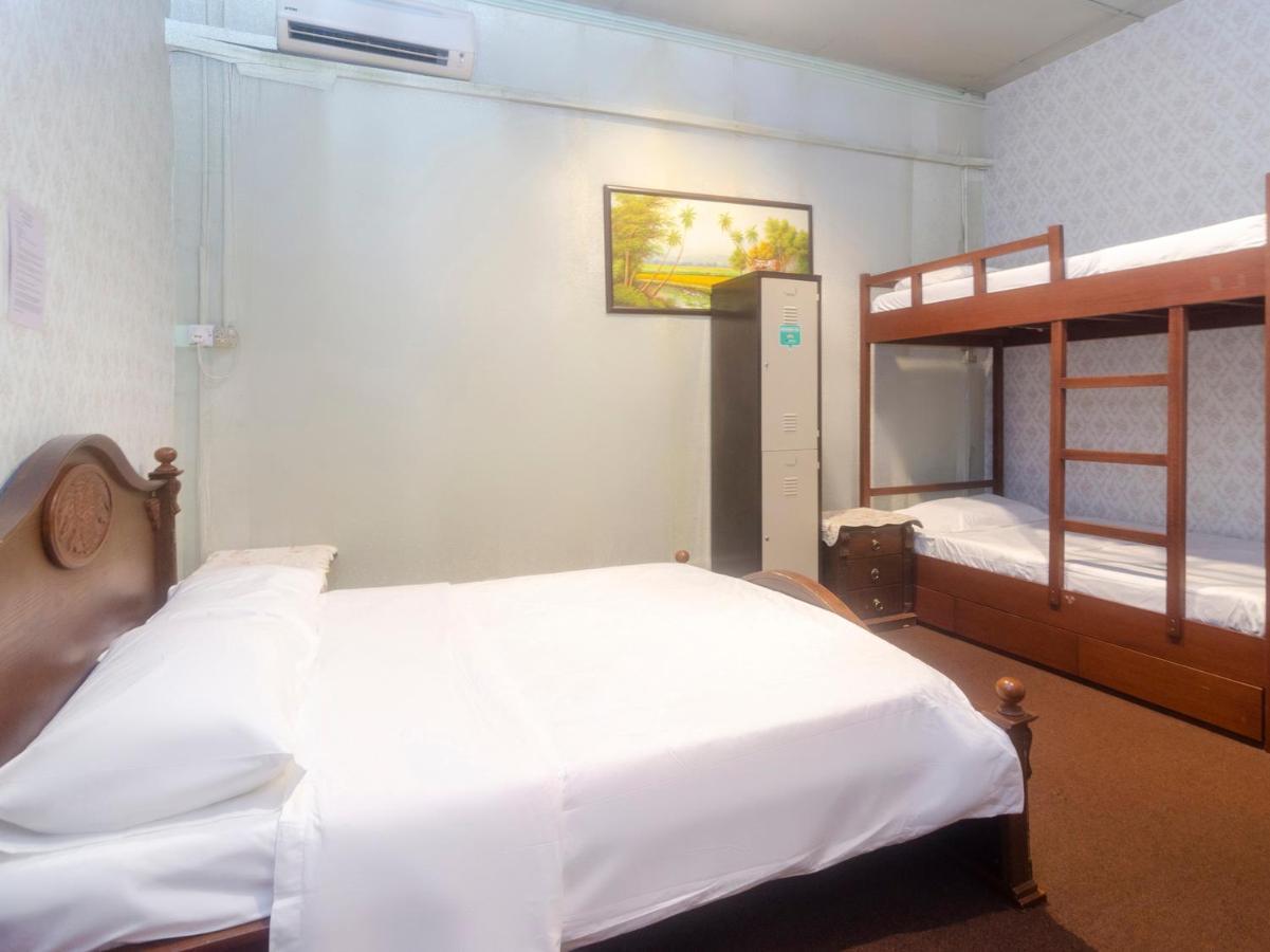 Spot On 89904 Marco Polo'S Hotel Кучинг Екстериор снимка